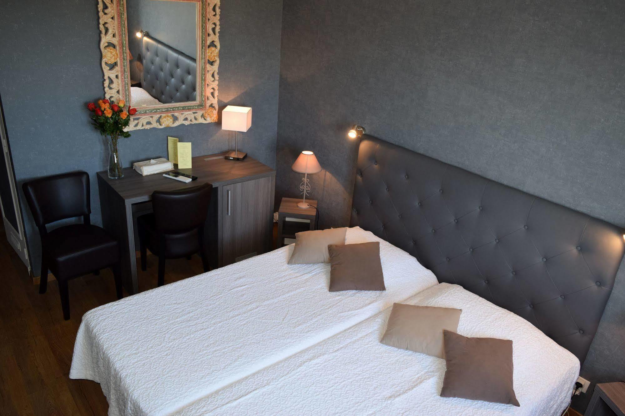 Le Logis Du Guetteur Hotell Les Arcs-sur-Argens Eksteriør bilde